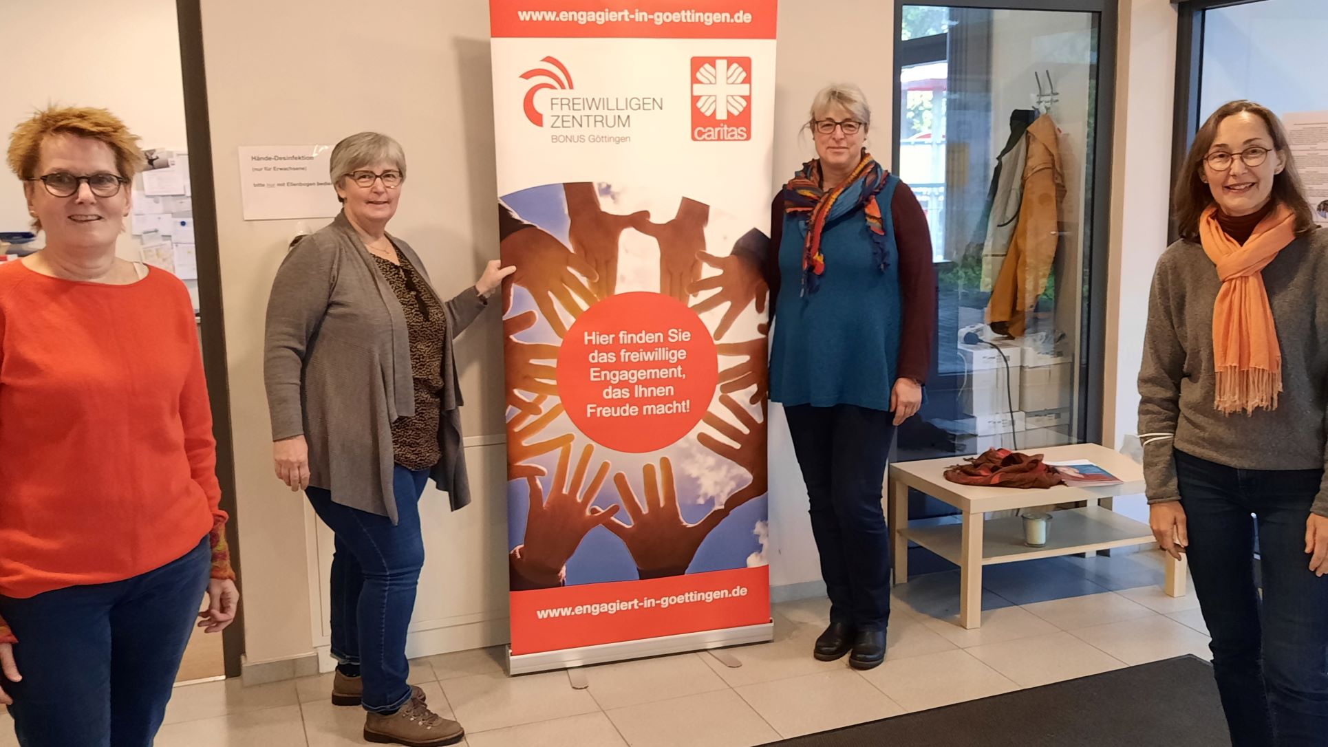 Im Team des BONUS Freiwilligenzentrums Göttingen arbeiten nun gemeinsam (v.l.): Elke Kaufmann, Annegret Hoffmann, Heike Javernik und Maria Weiss. | Foto: BONUS / Caritas Südniedersachsen