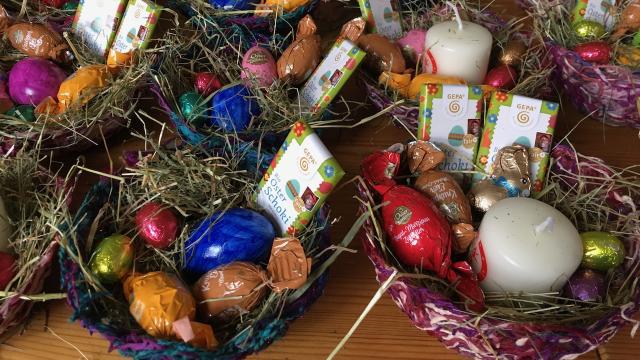 Die Katholische Hochschulgemeinde Göttingen (khg) bastelte Osternester und sammelte Osterbriefe, beides wurde von der Caritas-Sozialstation Göttingen / Gleichen an Alleinlebende weitergeschenkt. | Foto: Daniela Ramb / khg Die Katholische Hochschulgemeinde Göttingen (khg) bastelte Osternester und sammelte Osterbriefe, beides wurde von der Caritas-Sozialstation Göttingen / Gleichen an Alleinlebende weitergeschenkt. | Foto: Daniela Ramb / khg