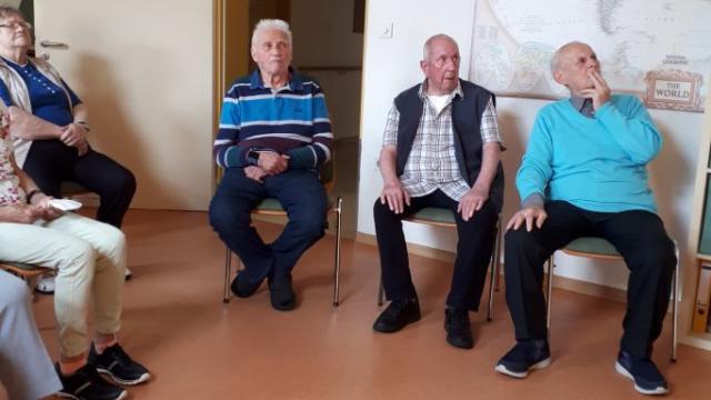 Aufmerksam hörten die Tagesgäste dem Vortrag zu. | Foto: Jünemann / Caritas Aufmerksam hörten die Tagesgäste dem Vortrag zu. | Foto: Jünemann / Caritas