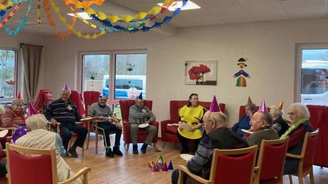 Karneval in der Tagespflege St. Vinzenz in Gieboldehausen | Foto: Caritas Südniedersachsen Karneval in der Tagespflege St. Vinzenz in Gieboldehausen | Foto: Caritas Südniedersachsen