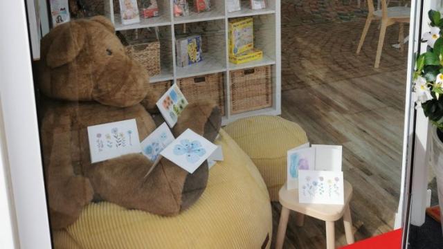 Zum Herbstanfang erhielt das Schaufenster eine neue Dekoration. | Foto: Michaela Krebs / Caritas Zum Herbstanfang erhielt das Schaufenster eine neue Dekoration. | Foto: Michaela Krebs / Caritas