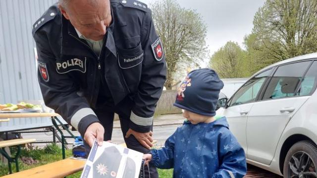 Der Besuch von Dierk Falkenhagen von der Polizei Duderstadt … Der Besuch von Dierk Falkenhagen von der Polizei Duderstadt …