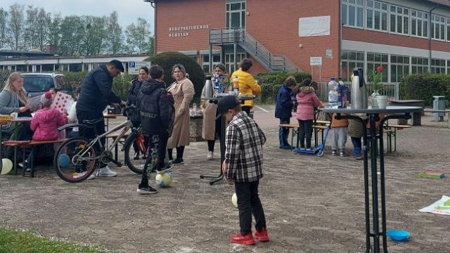 … an unserem Fest am Bauwagen. | Fotos: Kathleen Wortmann … an unserem Fest am Bauwagen. | Fotos: Kathleen Wortmann