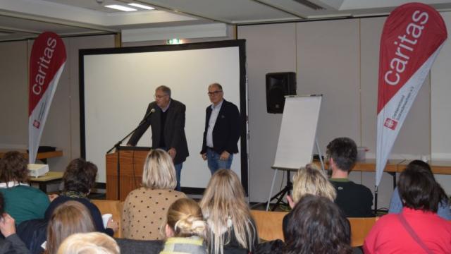 Die Caritas-Vorstände Ralf Regenhardt (l.) und Holger Gatzenmeyer sprechen beim Elisabethtag. | Foto: Johannes Broermann / cps Die Caritas-Vorstände Ralf Regenhardt (l.) und Holger Gatzenmeyer sprechen beim Elisabethtag. | Foto: Johannes Broermann / cps