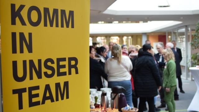 Bei einem Neujahrsempfang eröffnete die Caritas Südniedersachsen ihre Anlaufstelle für ambulante Pflege in Gieboldehausen. Bei einem Neujahrsempfang eröffnete die Caritas Südniedersachsen ihre Anlaufstelle für ambulante Pflege in Gieboldehausen.