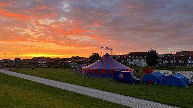 Der Kinder- und Jugendzirkus Dobbelino kommt mit einer Akrobatik-Woche vom 21. bis 26. Juli 2025 nach Duderstadt  Fotocredit: Zirkus Dobbelino  Der Kinder- und Jugendzirkus Dobbelino kommt mit einer Akrobatik-Woche vom 21. bis 26. Juli 2025 nach Duderstadt  Fotocredit: Zirkus Dobbelino